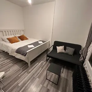  Appartement Studio Cosy A Bagneux Rer B A 500m France